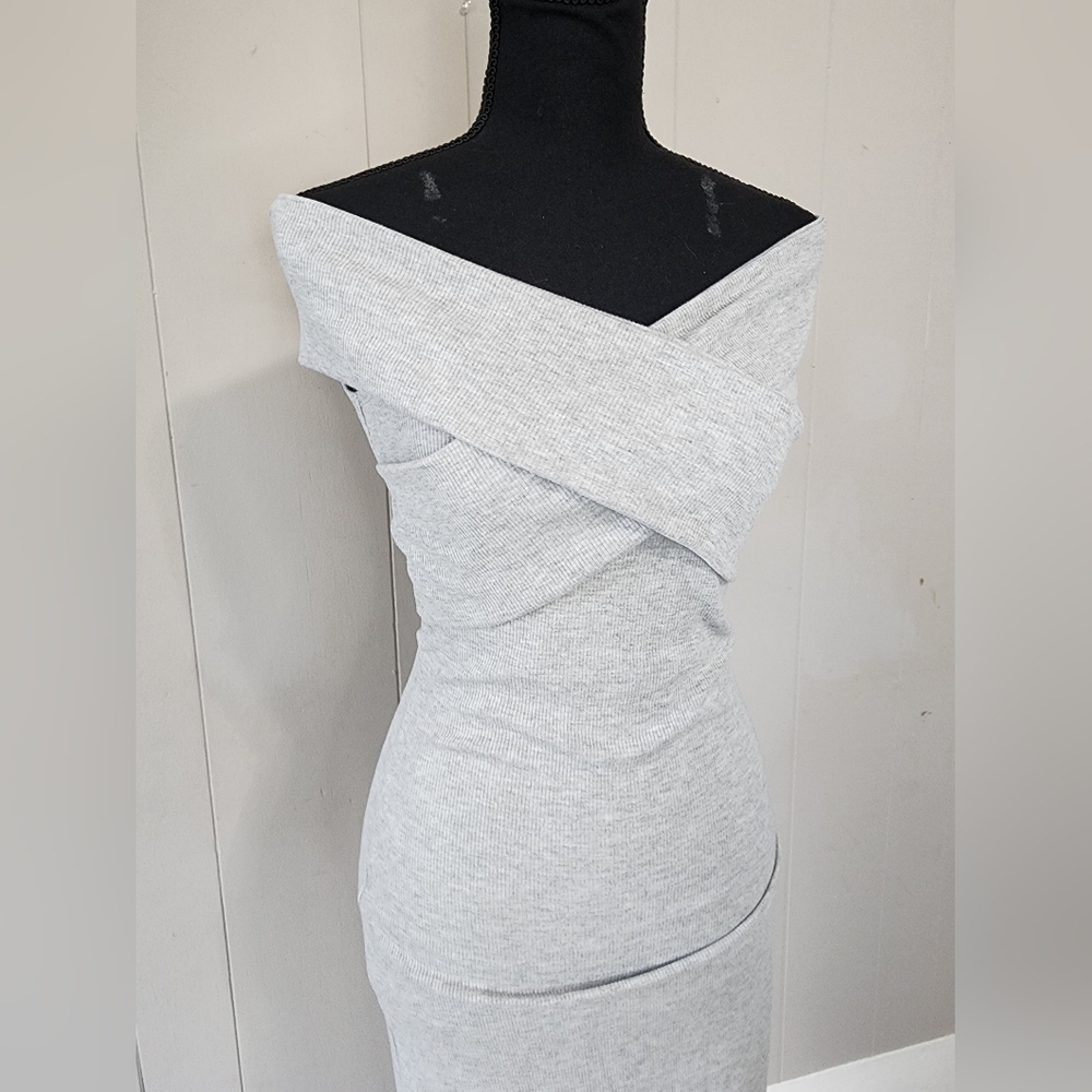 Gray Ribbed Calf-Length Knit Dress